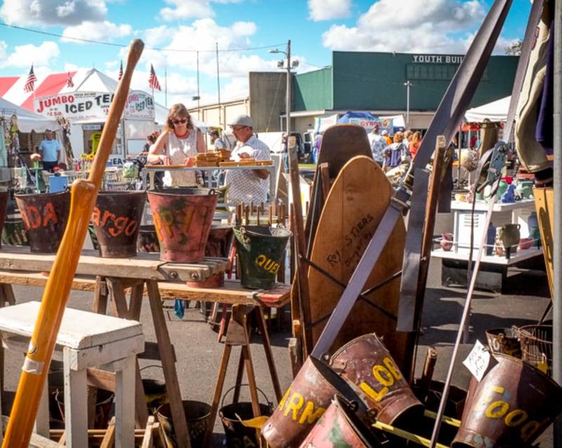 Springfield Extravaganza antique show and flea market insider's guide
