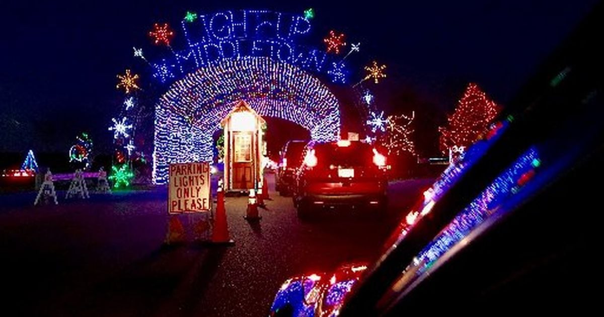 New displays visitors to Light Up Middletown