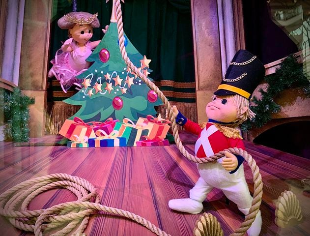 Rike's Holiday Windows back at the Schuster Center
