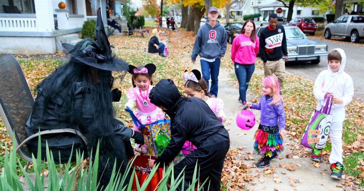 Indoor Halloween events and trickortreating near Dayton