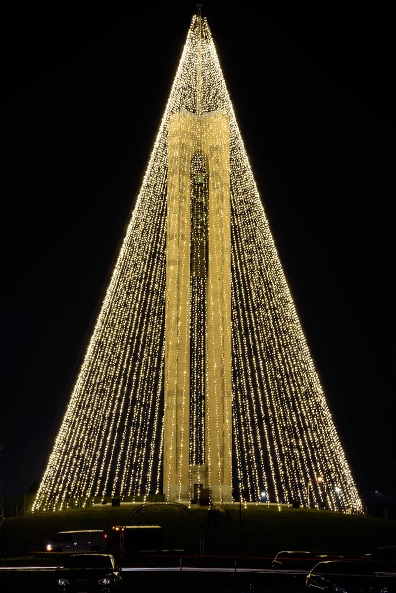 Carillon Tree of Light illumination 2019 Christmas lights in Dayton